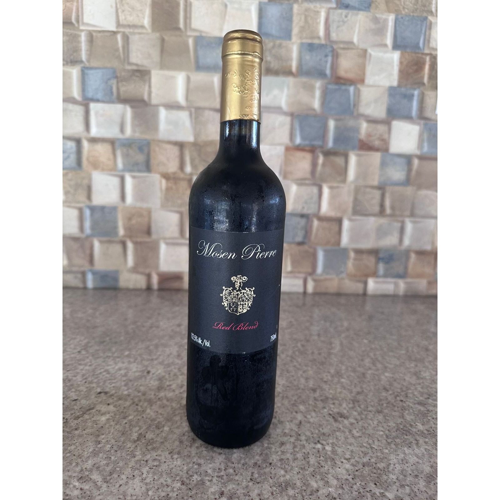 Mosen Pierre Red Blend