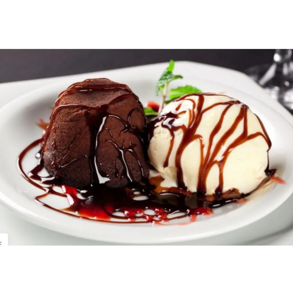 Petit Gateau de Chocolate